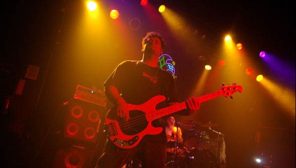 Julian Simonelli - Bassist