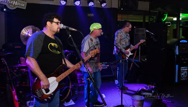 Julian Simonelli - Bassist