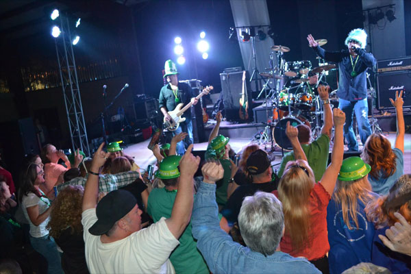 Julian Simonelli - Bassist