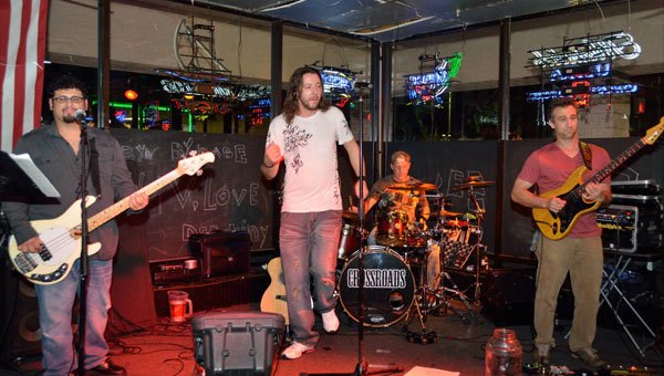 Julian Simonelli - Bassist