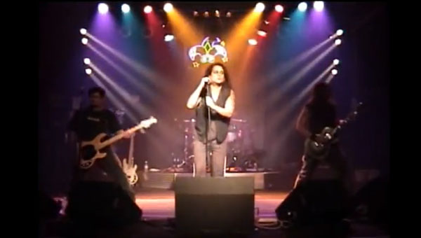 Julian Simonelli - Bassist