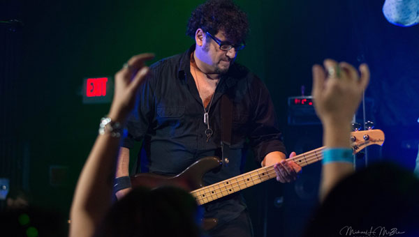 Julian Simonelli - Bassist