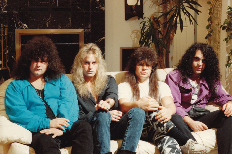 Julian Simonelli - Bassist