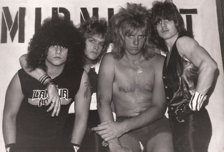 Julian Simonelli - Bassist