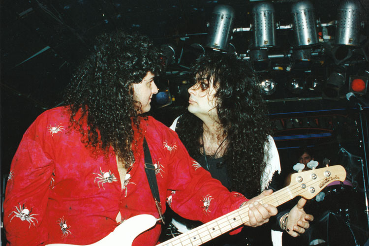 Julian Simonelli - Bassist